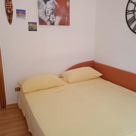 Holiday House Ginevra Formia Eksteriør billede